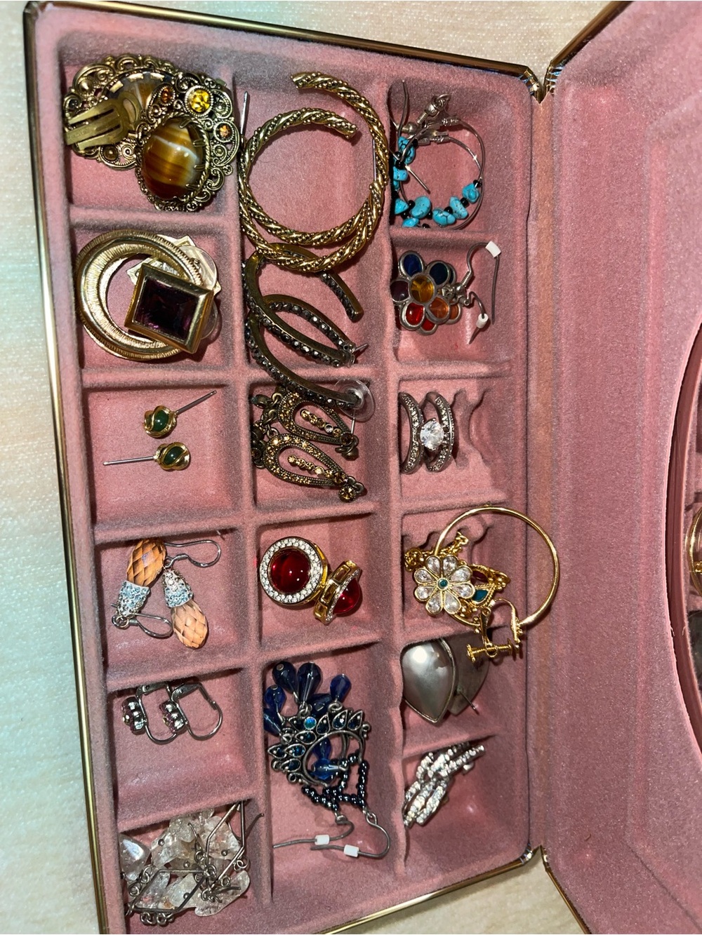Earring Collection + Jewelry Box - Picture 2 of 8